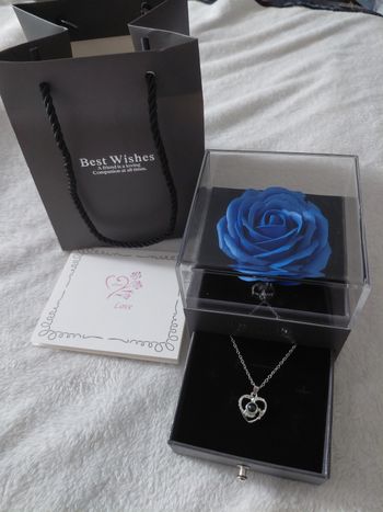 Coffret bijoux avec rose éternelle
