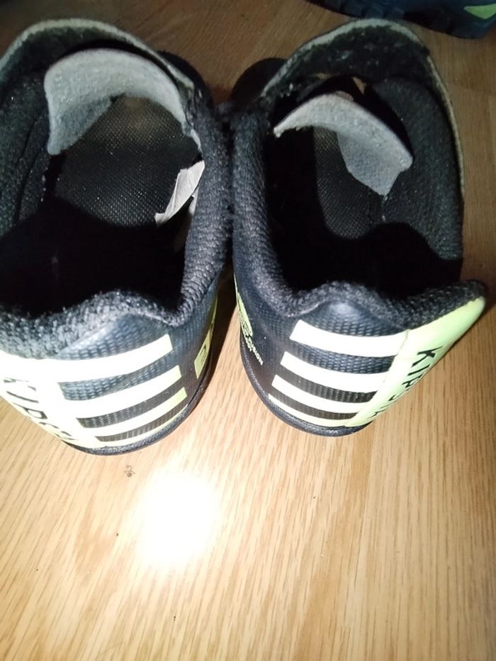 Chaussures de football enfant a scratch taille 31 - photo numéro 2