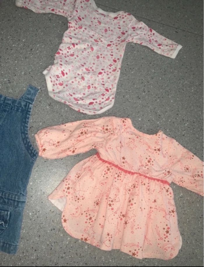 Lots 3 mois filles - photo numéro 9