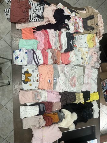 Lot vêtements fille 9 mois