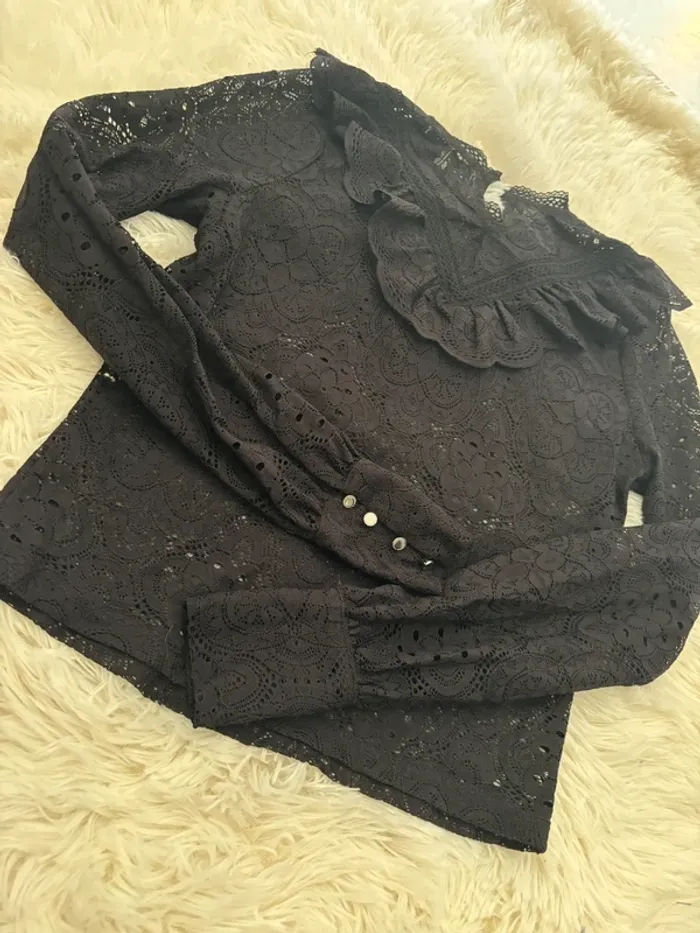Chemise noire - photo numéro 4