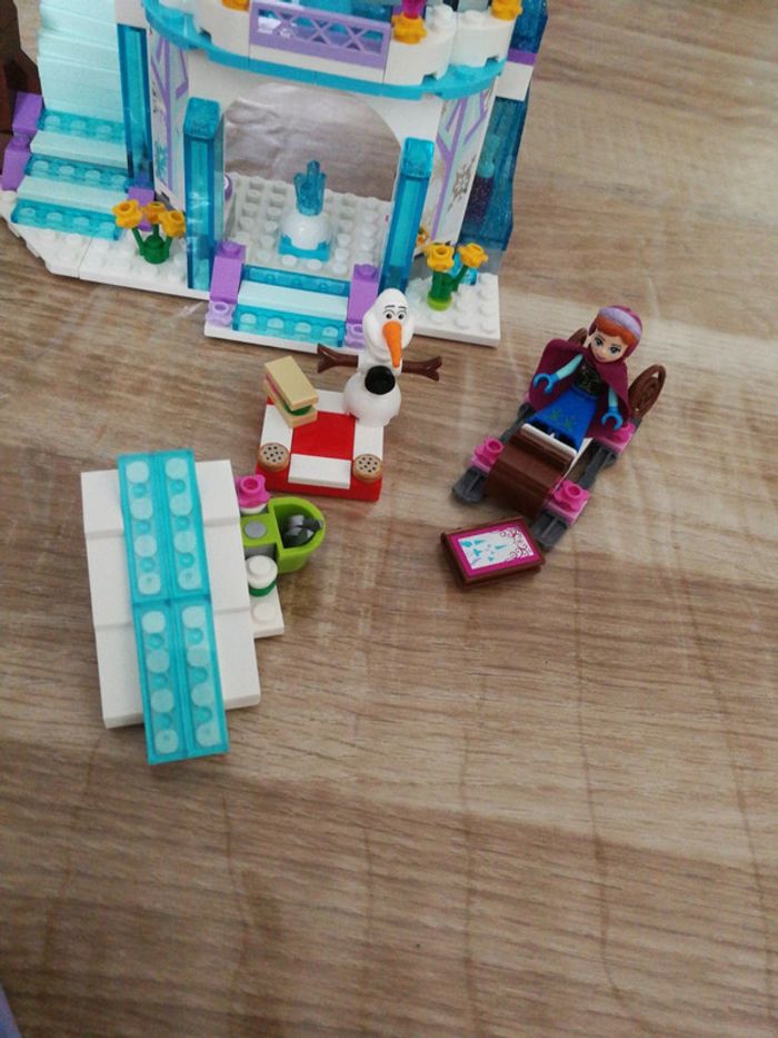 Lego palais Reine des Neiges - photo numéro 3