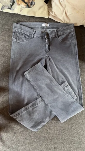 Jean gris