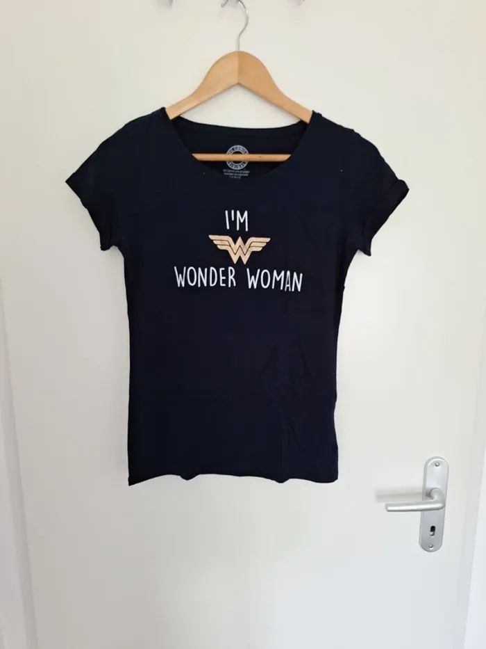 Tee shirt wonder woman