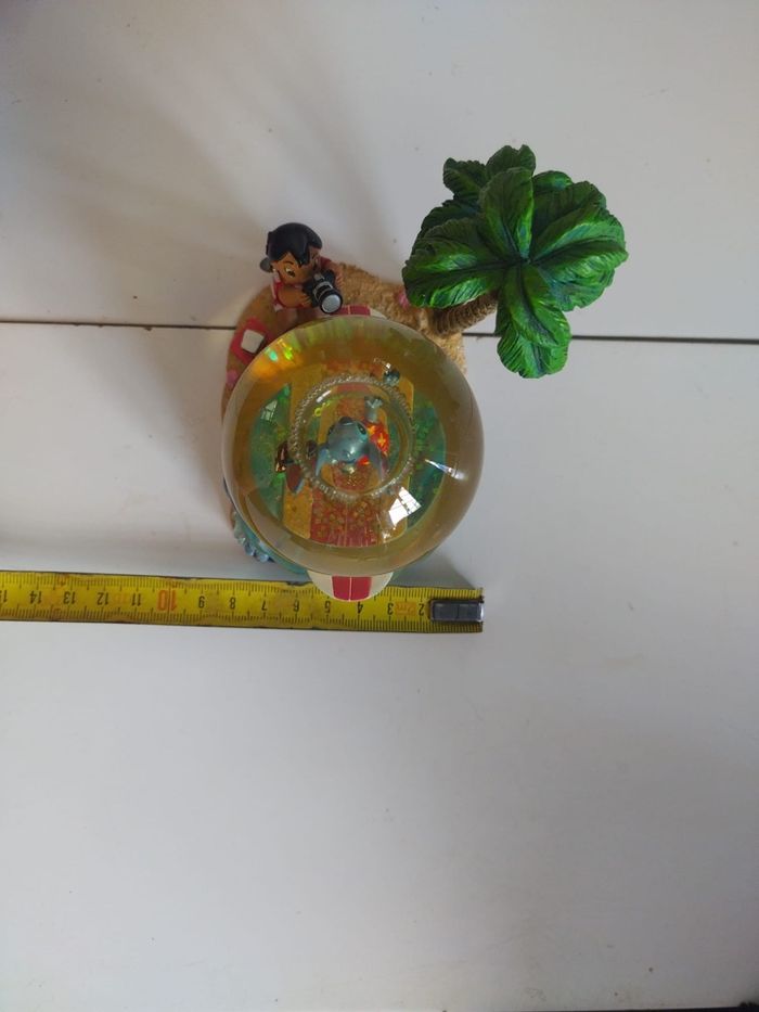 Snowglobe Lilo et stigch photographe rare - photo numéro 2