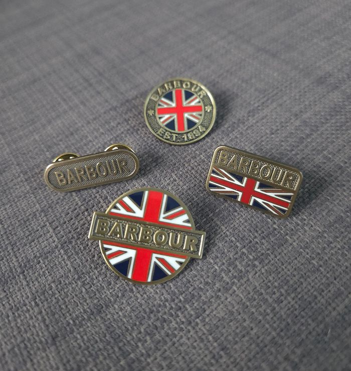 Lot 4 pin's Barbour vintage - photo numéro 2