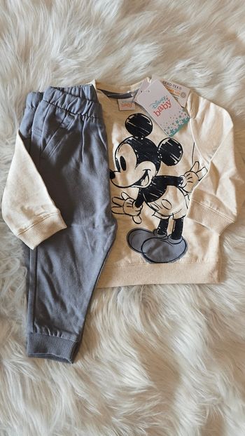 NEUFS (non portés) 🏷😍🥰superbe ensemble sweat et pantalon molleton 18MOIS Garçon 🥰😍🏷