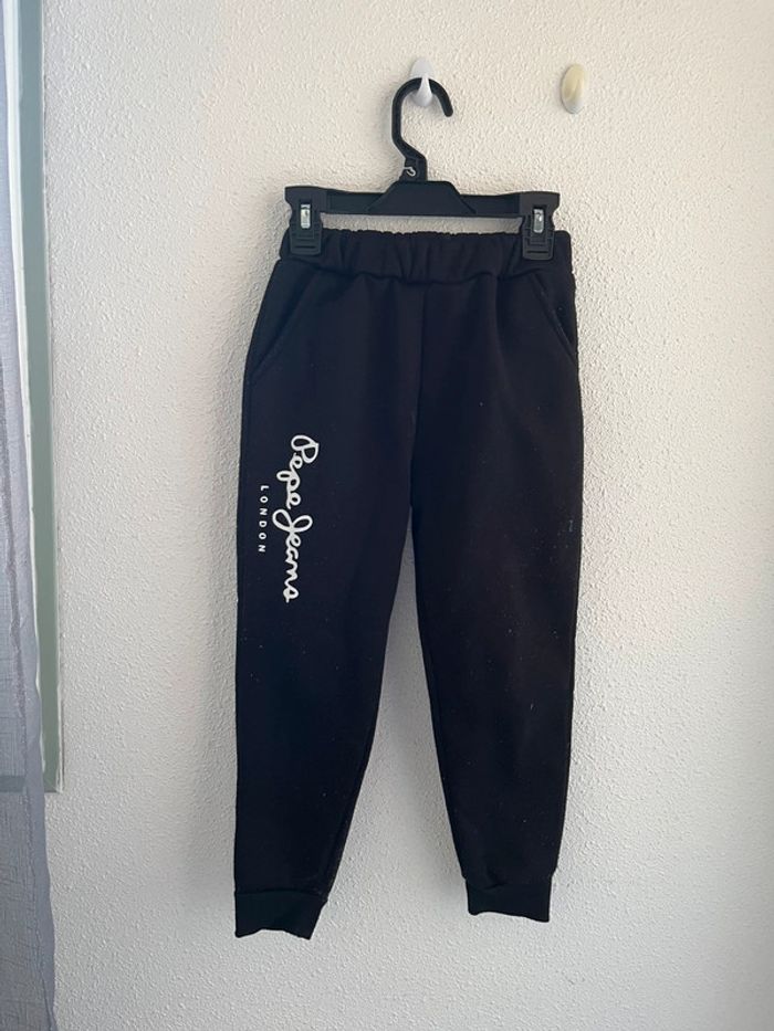 Jogging taille 8 ans 💫