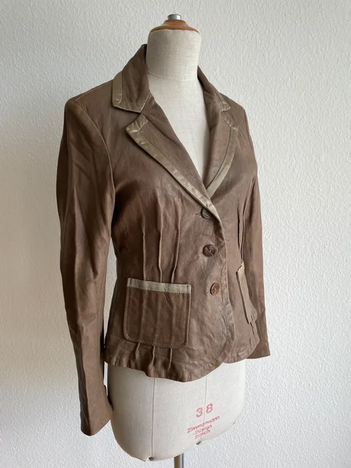 Veste cuir Patrizia Pepe taille 38