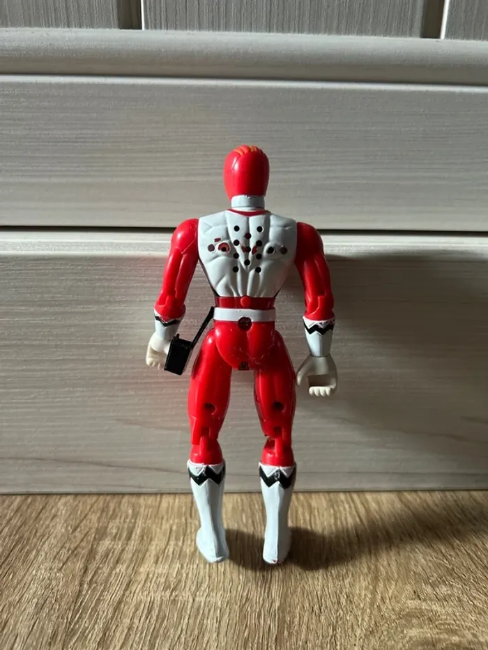 Figurine Power Ranger rouge / Bandai 1998 / Bon état ( traces d’usure visible voir photos ) - photo numéro 2