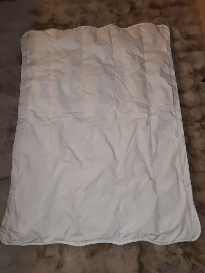 Couette pour lit bébé