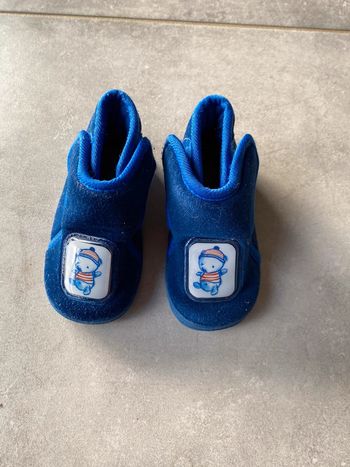 Jolis chaussons bleu
