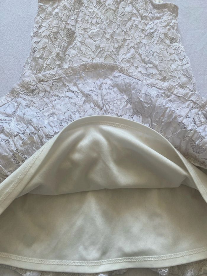 Robe dentelle taille 4-5 ans - photo numéro 5