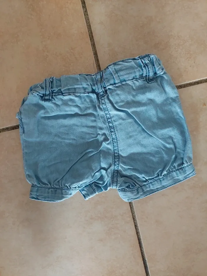 Short 3 mois - photo numéro 3