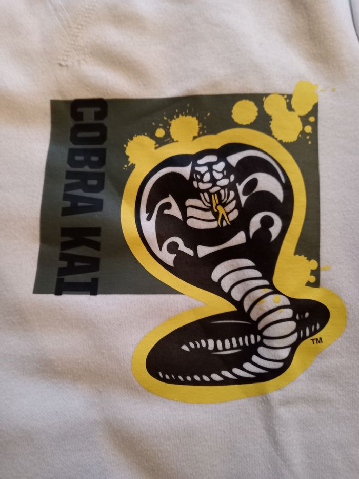 Sweat Cobra Kai - photo numéro 4