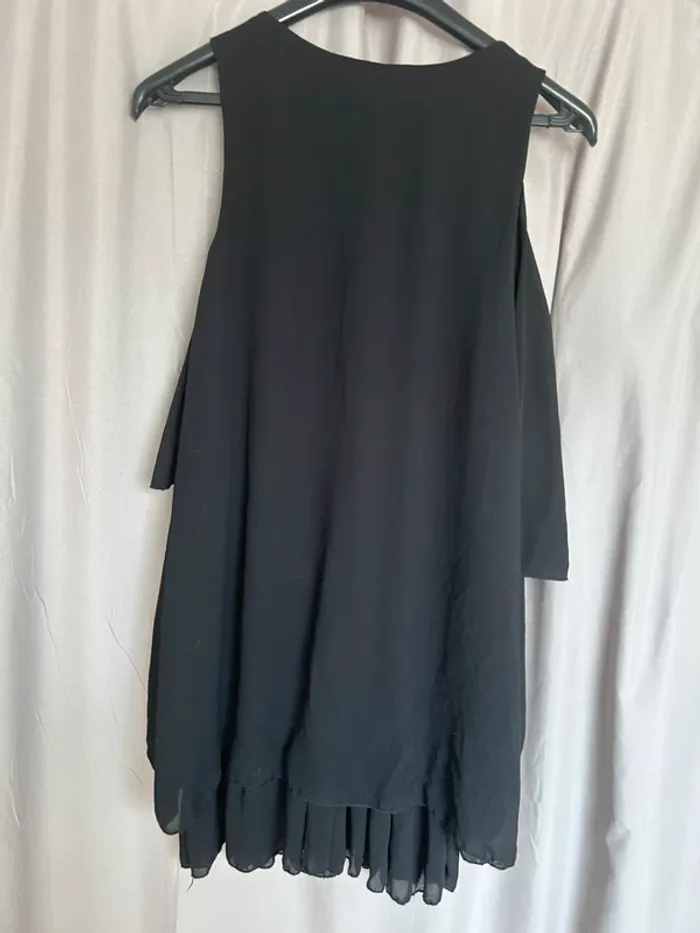 Robe noir - photo numéro 2