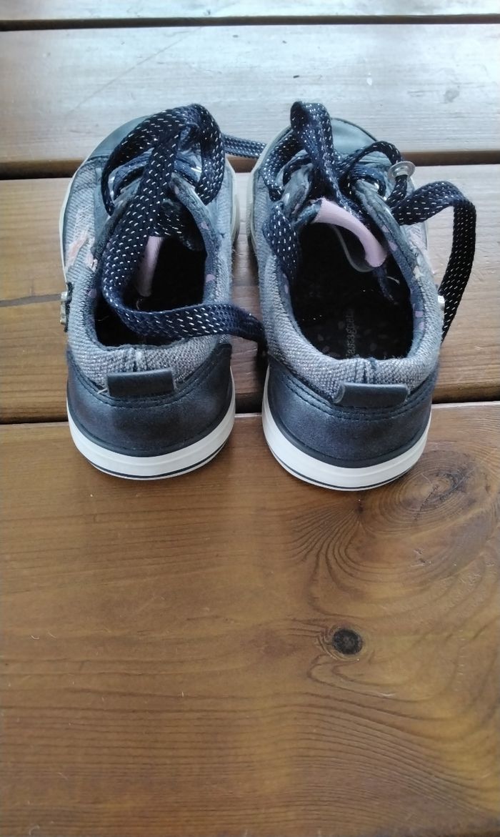 Basket  ,bleu  ,étoiles  ,lacets  ,Lupilu  ,pointure  26 - photo numéro 2