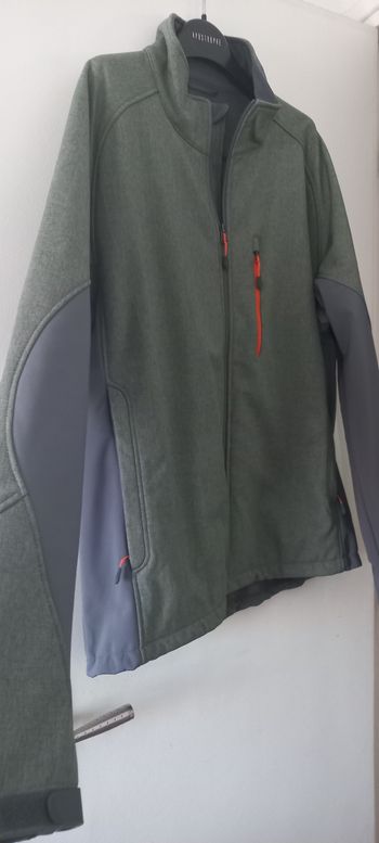 Blouson vert chiné et gris