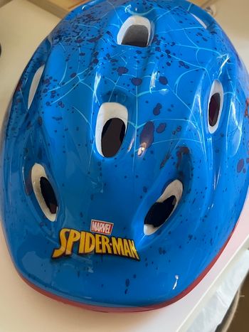 Casque Spiderman 