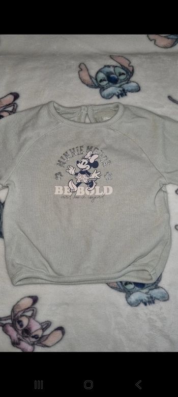 Sweat minnie 3 mois en très bon état