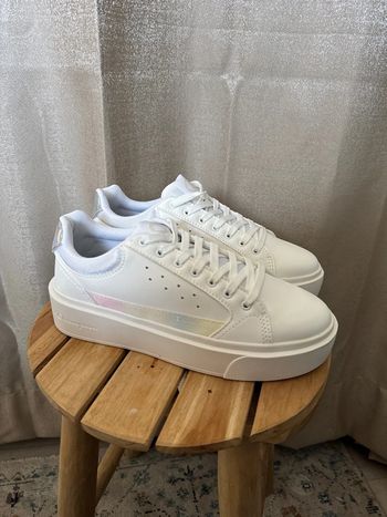 Baskets blanches Champion femme – T. 38.5 – Neuves avec étiquette