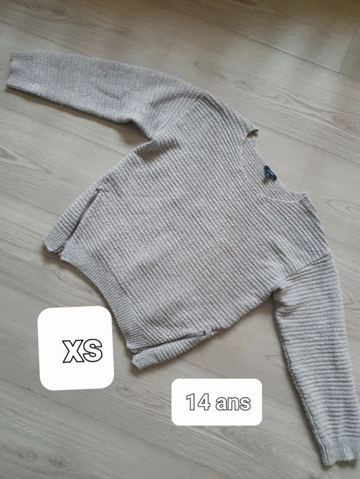 Pull fille xs 14ans