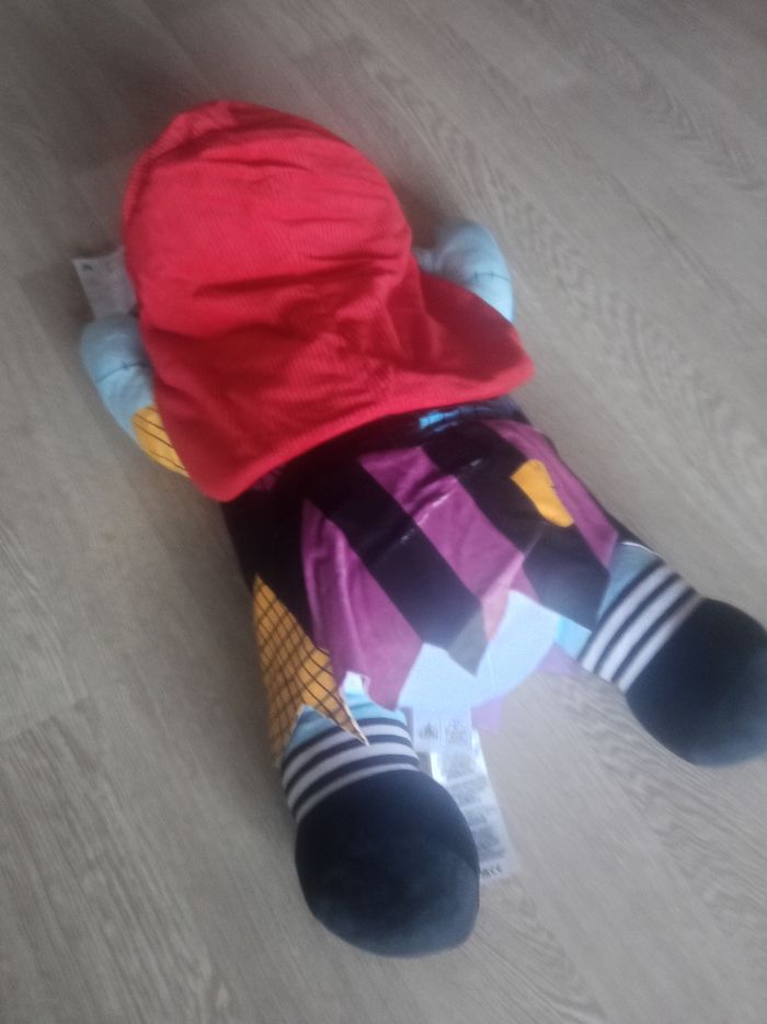 Grande peluche de sali dans l'étrange Noël de monsieur jack Disneyland Paris neuve - photo numéro 2