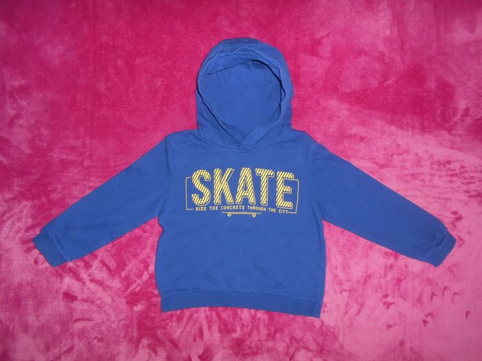 Pull (Kiabi), taille: 6 ans à 0,50 EURO