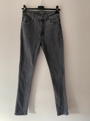 Jeans skinny gris T40