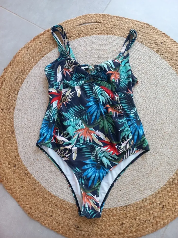 Maillot de bain grossesse T.38 motif tropical