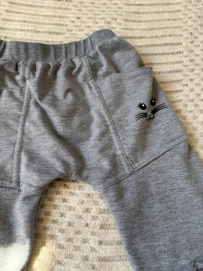 Pantalon de survêtement fille 23 mois - photo numéro 4
