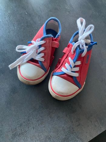 Chaussures basket bébé taille 22 