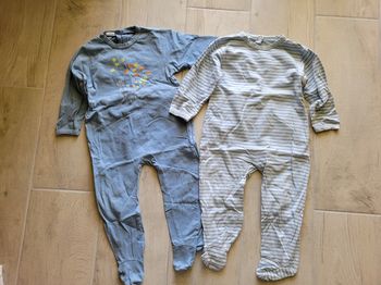 Lot 2 pyjamas bleus coton 1 pièce 23 mois