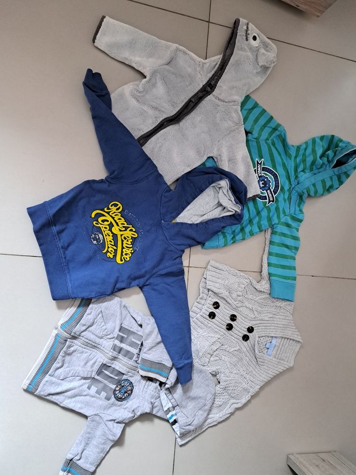 Lot de vêtements garçon 6m - photo numéro 5