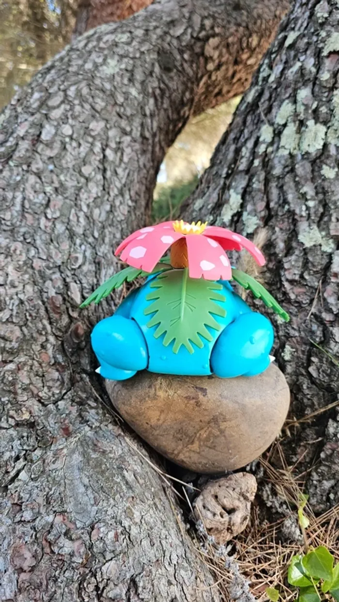 Super grande figurine Pokemon Nintendo Florizarre - photo numéro 7