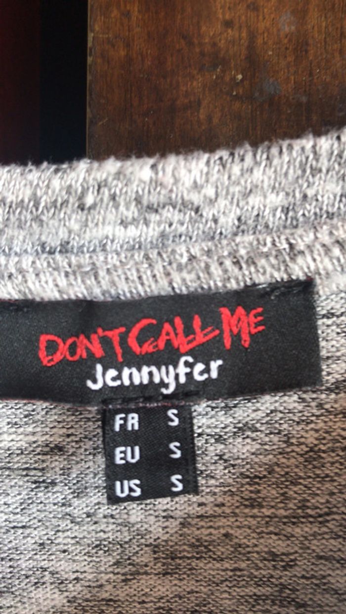 Pull avec volants marque Jennyfer taille s - photo numéro 4