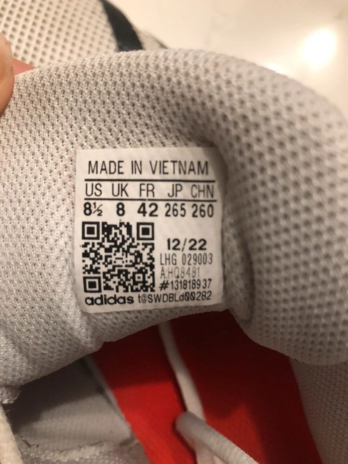 Baskets adidas taille 42 - photo numéro 5