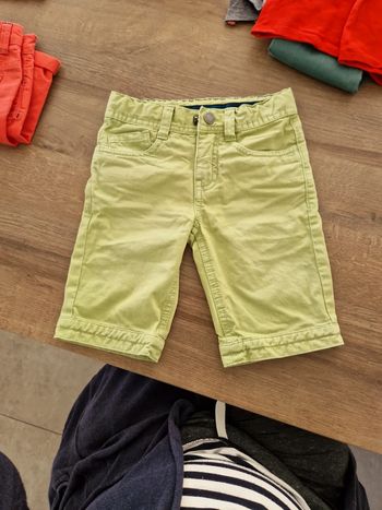 Short très bon état