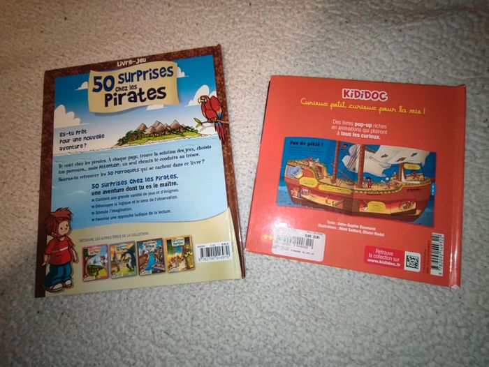 Lot de livres sur les pirates - photo numéro 2