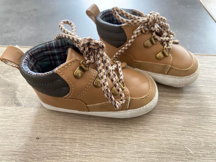 Chaussures / Chaussons - photo numéro 2