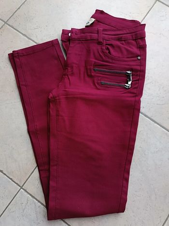 Jeans skinny bordeaux/lie de vin - taille M - neuf