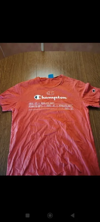 Tee shirt champion rouge