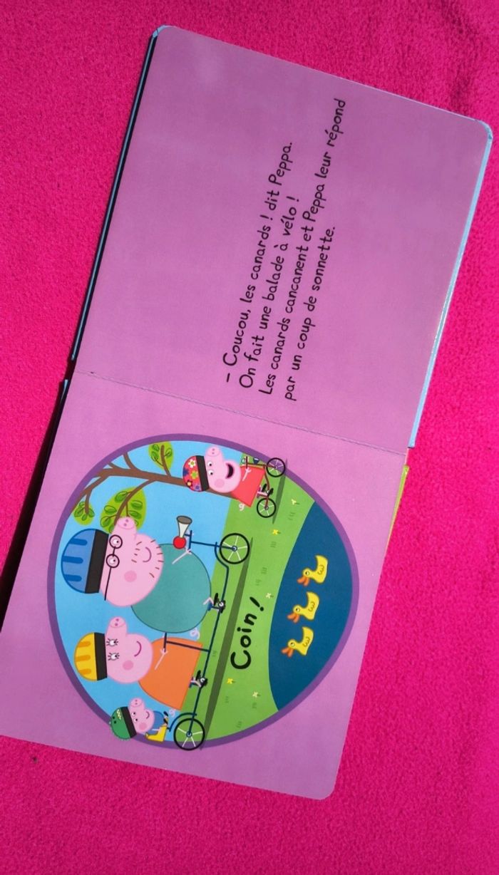 💙 Livre Peppa Pig : Peppa fait du vélo 🩷 - photo numéro 3