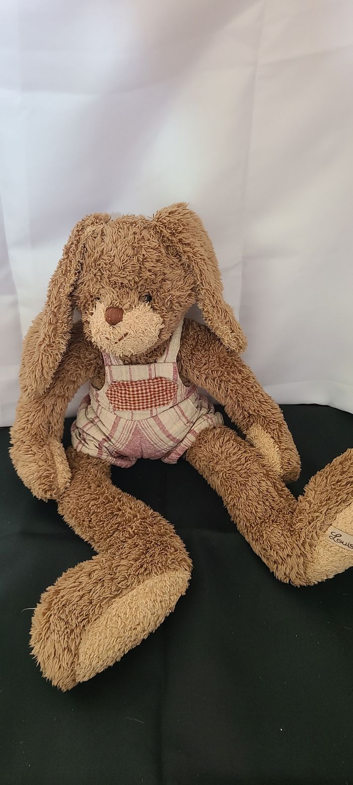 Peluche Lapin marron salopette 48 cm Louise Mansen - photo numéro 2