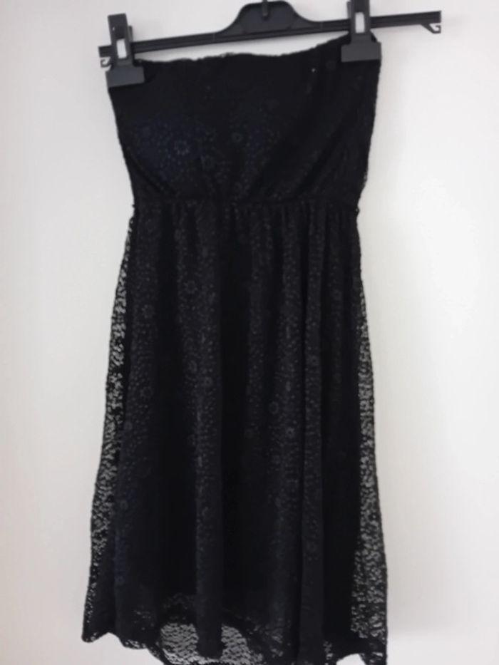 Robe sans bretelle dos nu