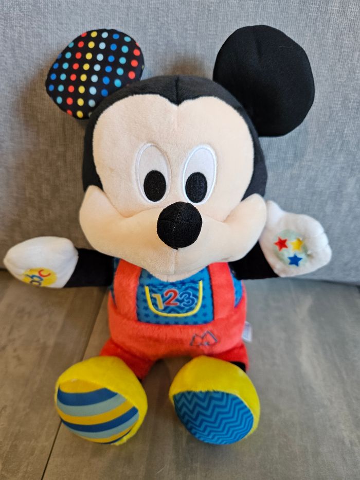 Mickey interactif peluche Neuve Disney