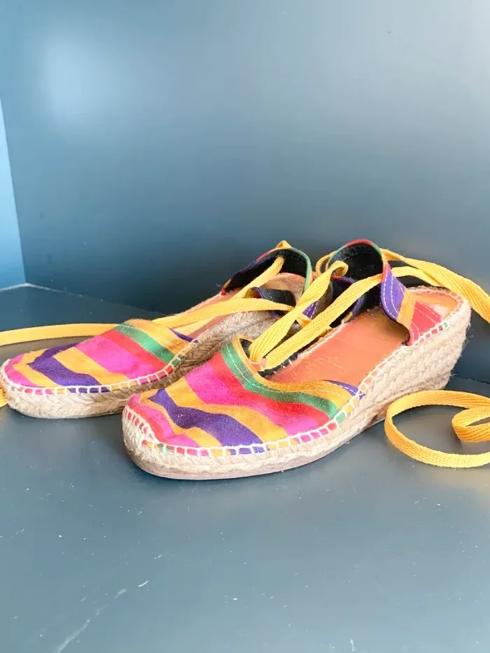 Espadrilles compénsées a lacets cheville. Taille 36 - photo numéro 3