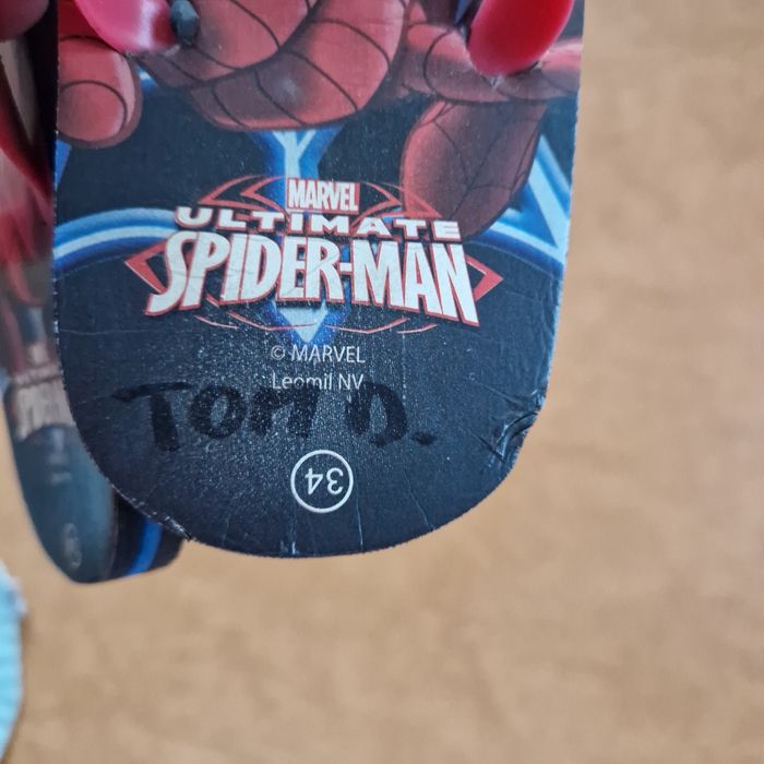 T34 tong spiderman - photo numéro 5