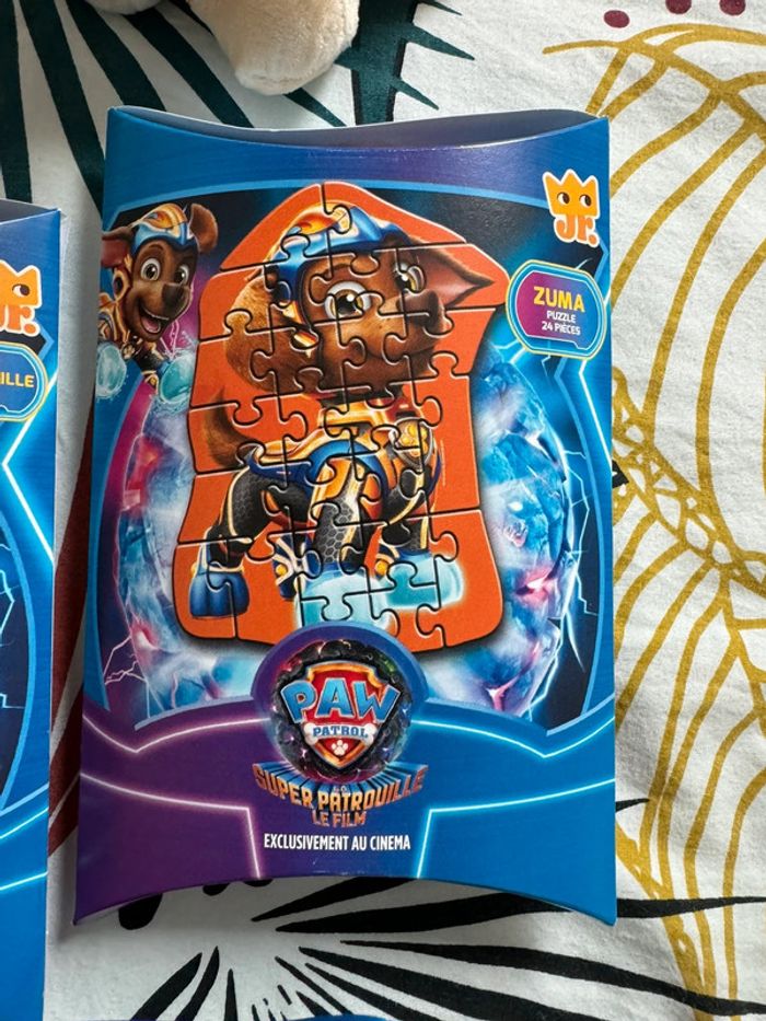 Lot de puzzles et peluche pat patrouille - photo numéro 3
