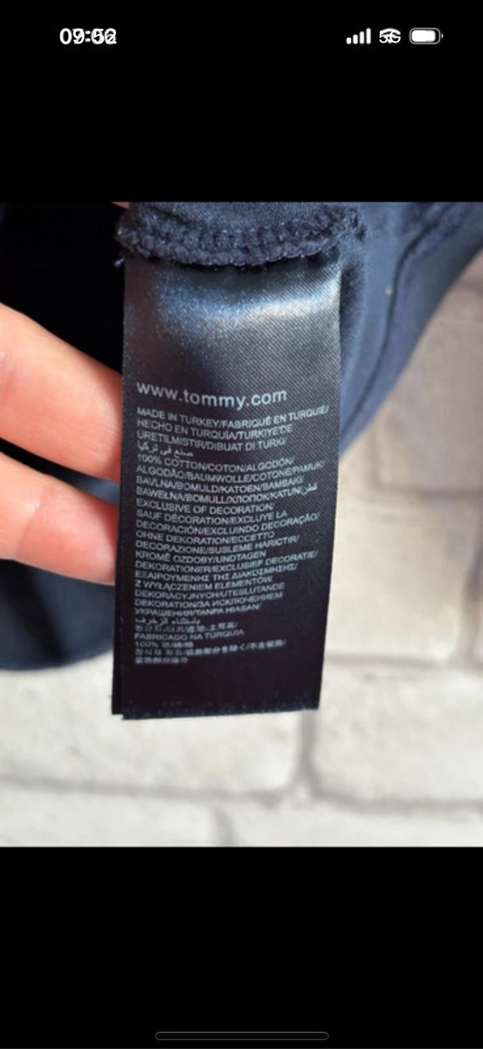 Tee shirt tommy hilfiger taille 8 ans - photo numéro 4